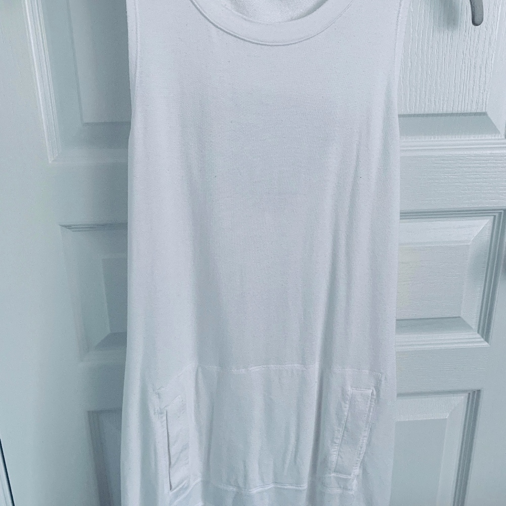 Athleta Open Back Tunic Tank